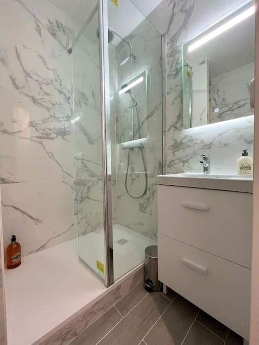 Les Cormorans - Studio Refait A Neuf A 2 Pas De La Mer Apartment Cabourg Exterior foto